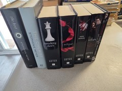 Stephanie Meyer Twilight Saga 1-4 +3 More books HC & PB