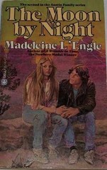 The Moon by Night (Austin Family, – Paperback, by L’Engle Madeleine – Acceptable