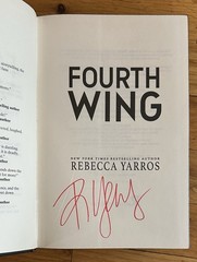 SIGNED Rebecca Yarros Fourth Wing Holiday Edition 1st Ed SIGNED Sprayed Edge NEW