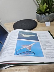 World’s Greatest Aircraft by Michael Taylor and Christopher Chant 1999 Hardcover