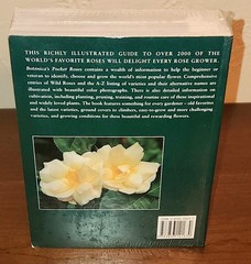 New! Sealed! BOTANICAS POCKET ROSES (Botanicas Pockets) Paperback By Susan Page