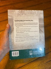 Concrete Manual : 2009 IBC and ACI 318-08 by ICC/Neville 2010 Hardcover With DVD