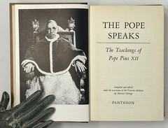 VTG The Pope Speaks: The Teachings of Pope Pius XII – 1957 HC/DJ Pantheon Books