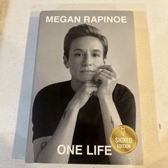 ONE LIFE BY MEGAN RAPINOE HARDCOVER BOOK NOT SIGNED LIKE NEW SOCCER STAR