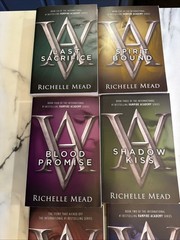 Richelle Mead Vampire Academy Novels Set 1-6 Paperback Book Lot Pre-owned