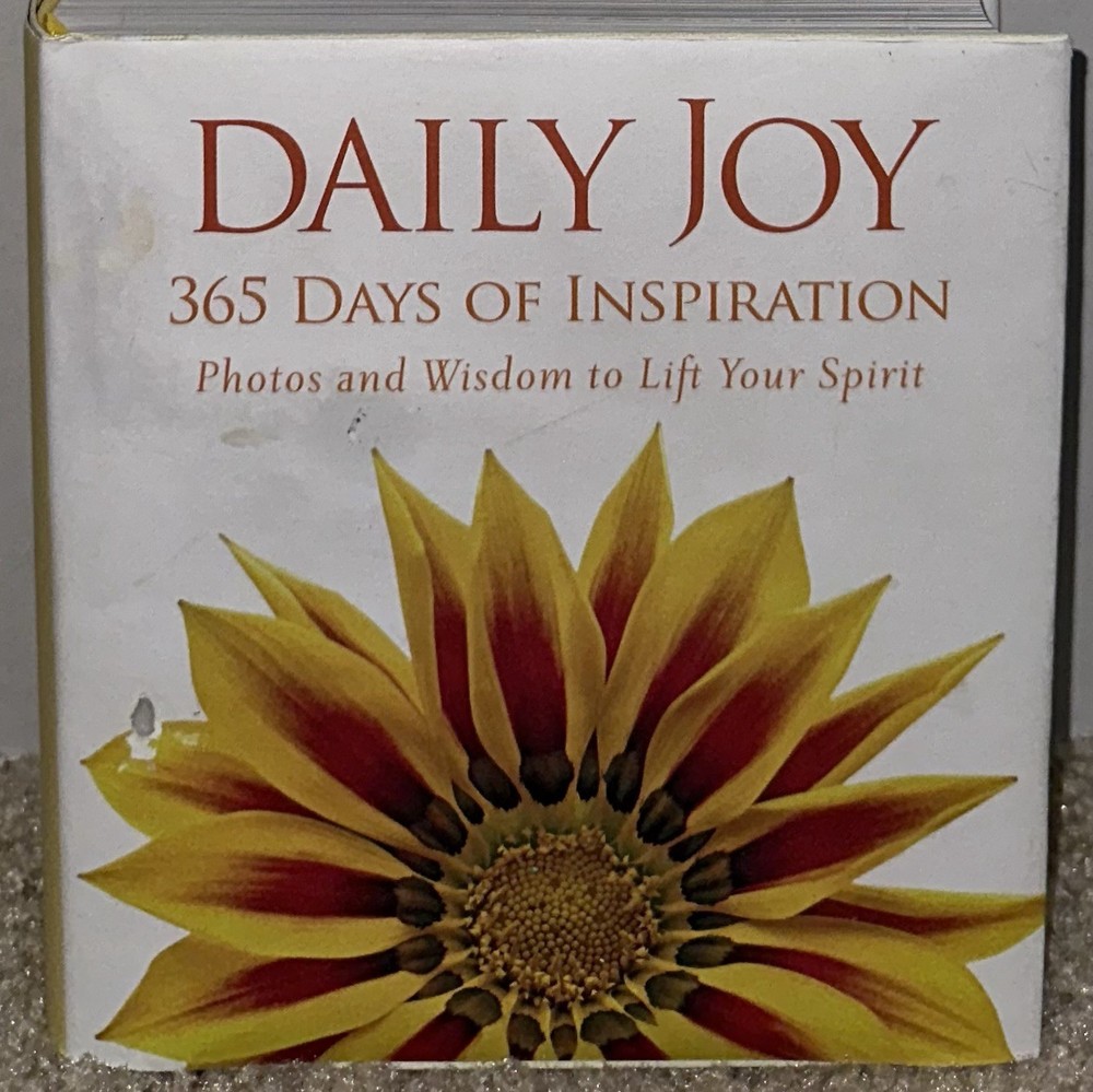 Daily Joy : 365 Days of Inspiration by National Geographic (2012, Hardcover)
