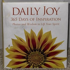 Daily Joy : 365 Days of Inspiration by National Geographic (2012, Hardcover)