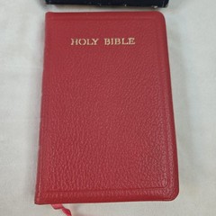 Vintage Pocket Size Oxford KJV TEXT BIBLE 01153x Red Leather Gilt Box