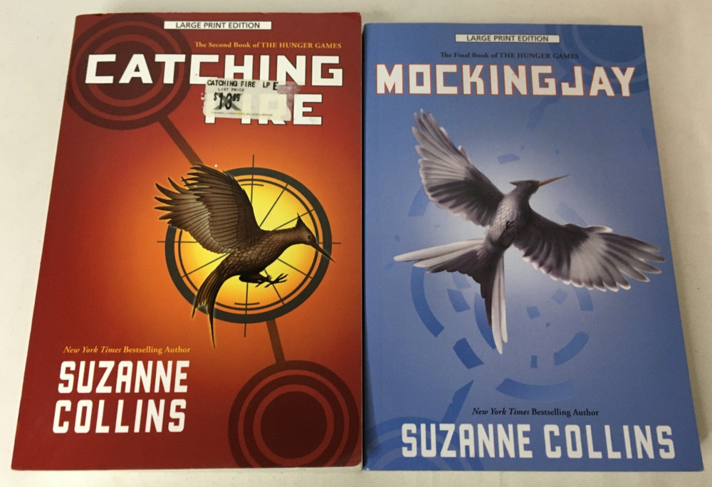 Lot of 2 Hunger Games Series Books 2 & 3 (Catching Fire Mockingjay) LARGE PRINT
