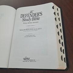 THE DEFENDERS STUDY BIBLE WORLD KJV BONDED LEATHER RED LETTER HENRY MORRIS 1995