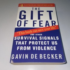 The Gift of Fear by Gavin De Becker Mass Market Dell Publishing 1998