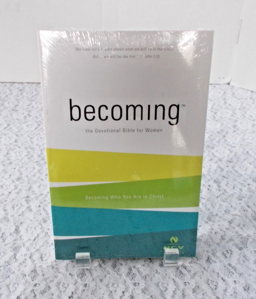 „Becoming” The Devotional Bible For Women New Century Version, Paperback Sealed