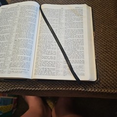 Holy Bible NIV 87 Ultra Thin Black Bonded Leather Holman Reference
