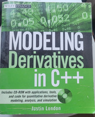 Modeling Derivatives in C++ (Wiley Fin… by London, Justin Paperback / softback