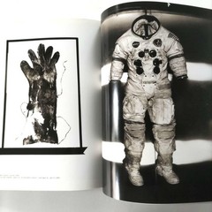 Albert Watson Mad Dog Photobook 128 pages Hardcover 9.4×11.8 inches 1997