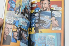 Wonder Woman: the Many Lives of Maxwell Lord by Dc Comics (English) YES