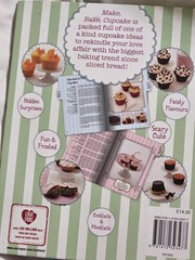 Love Food Make, Bake, Cupcake Recipe Book by Love Food Editors HC Illustrated