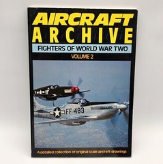 ⭐️ Aircraft Archives Fighters of World War II Vol. 2 – Motorbooks International