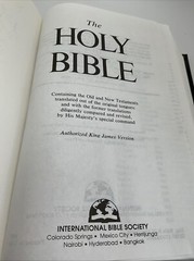 The Holy Bible – King James Version – 1987 International Bible Society – HC