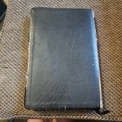 Holy Bible NIV 87 Ultra Thin Black Bonded Leather Holman Reference