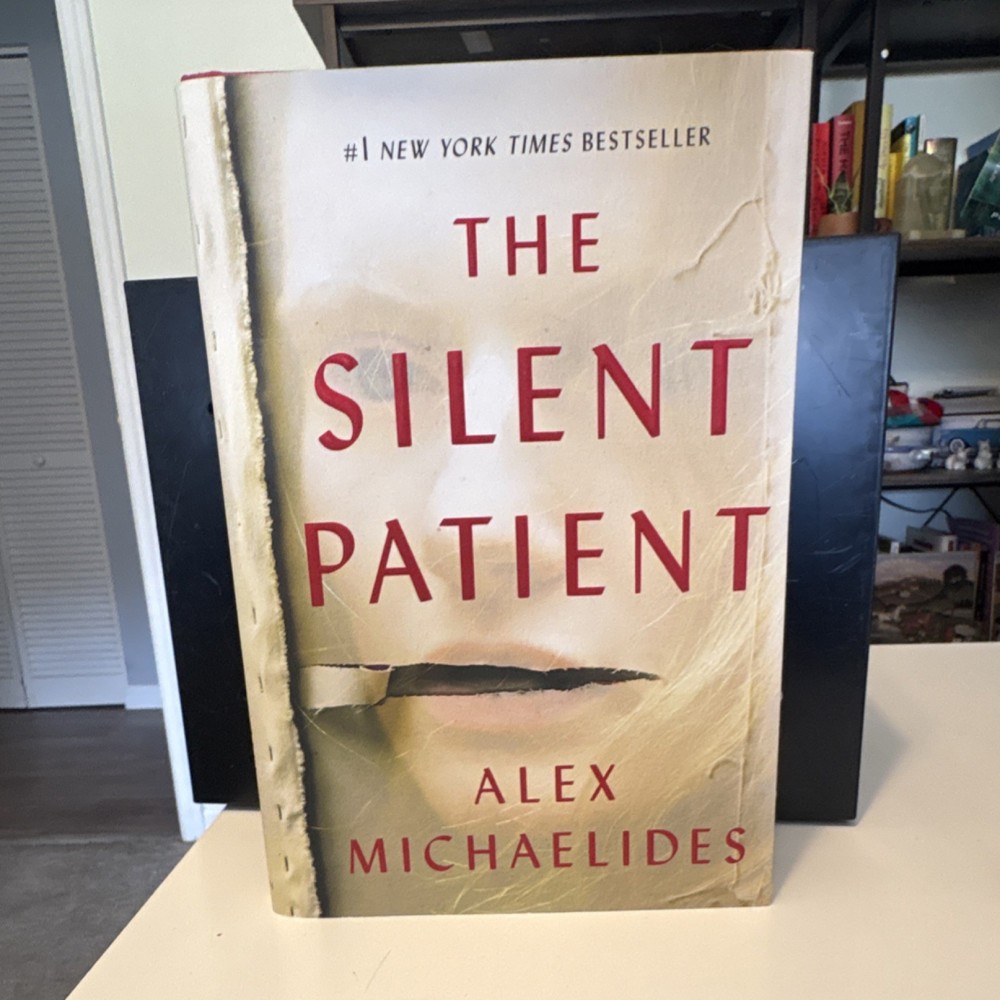 Celadon Books The Silent Patient Alex Michaelides Hardcover w/ Dust Jacket
