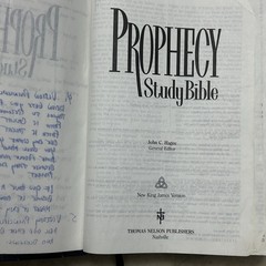 Holy Bible John Hagee Prophecy Study Bible NKJV Bonded Leather 1997