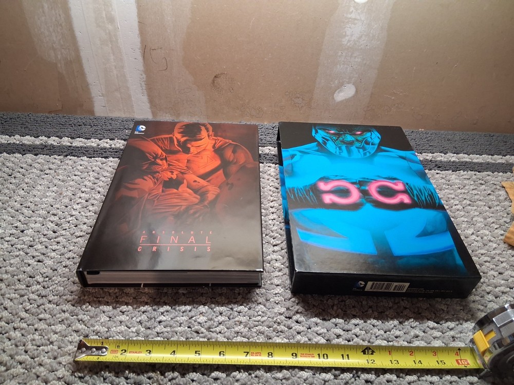 DC Absolute Final Crisis oversize book with slipcase