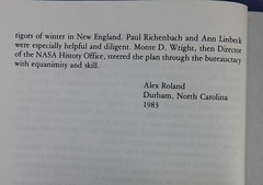 A SPACEFARING PEOPLE: PERSPECTIVES ON EARLY SPACEFLIGHT BY ALEX ROLAND 1985 SC