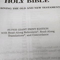 Super Giant Print Bible NKJV Brown Imitation Leather Thomas Nelson Red Letter