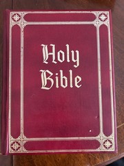 Vintage 1960 Good Counsel Publishing Holy Bible Guiding Light Edition King James