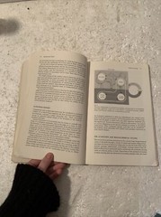 ENVIRONMENTAL INSIGHT;: READINGS AND COMMENT ON HUMAN AND By Robert M Chute 1971