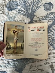 Saint Joseph Daily Missal 1961 Rev. Hugo H. Hoever Confraternity Version 1060-ss