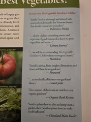 Book, The Vegetable Gardners Bible, Edward C. Smith 2009 352 Pages
