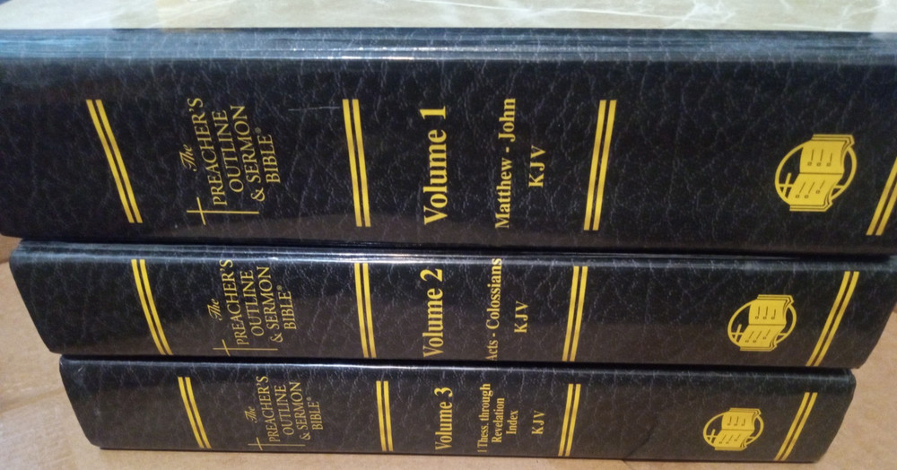 The Preacher’s Outline & Sermon Bible—KJV—-3 Volume Set—-NO SLIPCASE