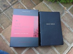 NKJV Personal Size Reference Bible Sovereign Collection-Black Genuine Leather