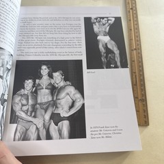 Encyclopedia Modern Bodybuilding Arnold Schwarzenegger weight lifting vintage