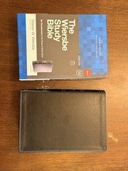Wiersbe Study Bible – NKJV Black Leathersoft/Comfort Print New! Free Shipping