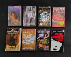 Lot of 14 Sci-Fi & Fantasy Books! Kim Harrison Ilona Andrews & Charlaine Harris!
