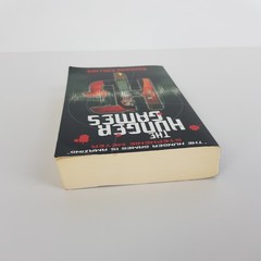 Hunger Games by Suzanne Collins – The Hunger Games Series Book #1 (Med PB 2009)