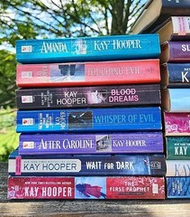 (16) Kay Hooper Novels – 9 Hardcover DJ & 7 Paperbacks (4 Bishop Files Novels)