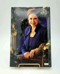 Moonlight Becomes You by Mary Higgins Clark Hardcover 255 Pages Suspenseful