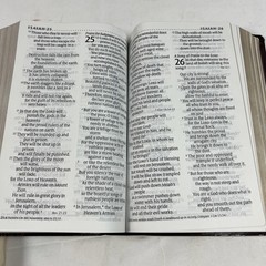 Holy Bible New Living Translation Tyndale Red Letter Personal Size LARGE PRINT