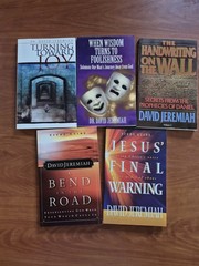 Lot Of 17 David Jeremiah PBs