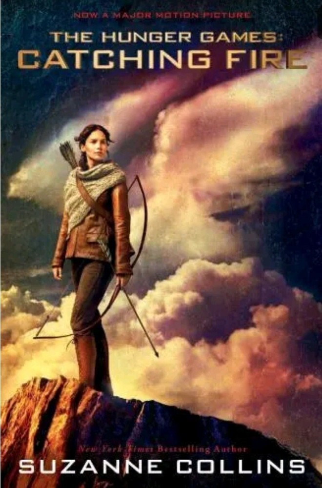 The Hunger Games: Catching Fire, Suzanne Collins, 2013, Paperback, movie tie-in