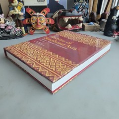 Textiles of Southeast Asia: Tradition, Trade, and Transformation Robyn Maxwell