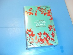 Suzanne Collins Hunger Games Box Set – Deluxe Edition Sealed