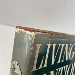 Living with Antiques, Treasury of Private Homes in America Alice Winchester 1963