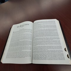 THE DEFENDERS STUDY BIBLE WORLD KJV BONDED LEATHER RED LETTER HENRY MORRIS 1995