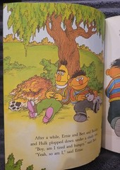 Vintage 1983 CTW Sesame Street Puppy Love A Little Golden Book 109 – 58