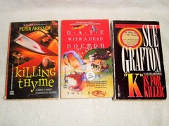 Lot Of 8 Assorted Cozy Mysteries ~ Mixed Authors ~ Used Paperbacks ~ i